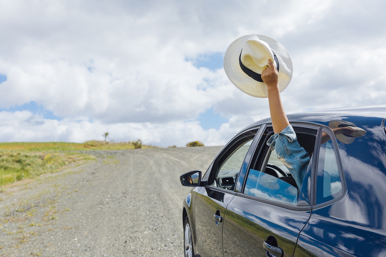 découvrez l'aventure ultime avec notre guide sur les road trips. explorez des paysages à couper le souffle, créez des souvenirs inoubliables et profitez de la liberté de voyager sur les routes. préparez-vous à parcourir des kilomètres de beauté et d'authenticité !