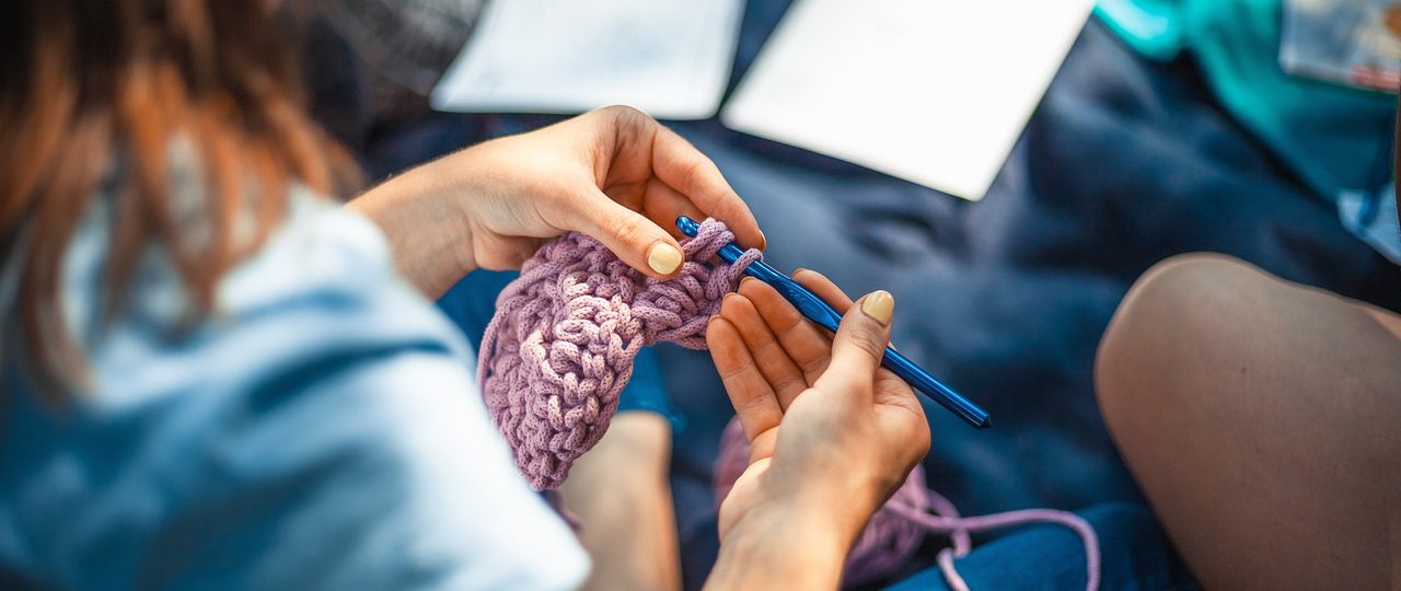 découvrez l'univers fascinant des arts et métiers traditionnels. plongez dans un héritage riche en savoir-faire uniques et apprenez comment ces techniques artisanales perpétuent des traditions anciennes tout en inspirant la créativité contemporaine.