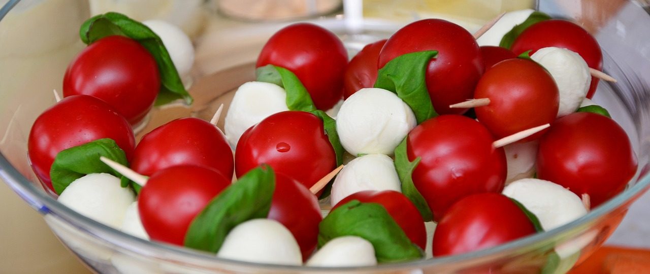 découvrez l'authenticité des fromages artisanaux, faits à la main avec des ingrédients de qualité. savourez des saveurs uniques et partagez une expérience gastronomique inoubliable.