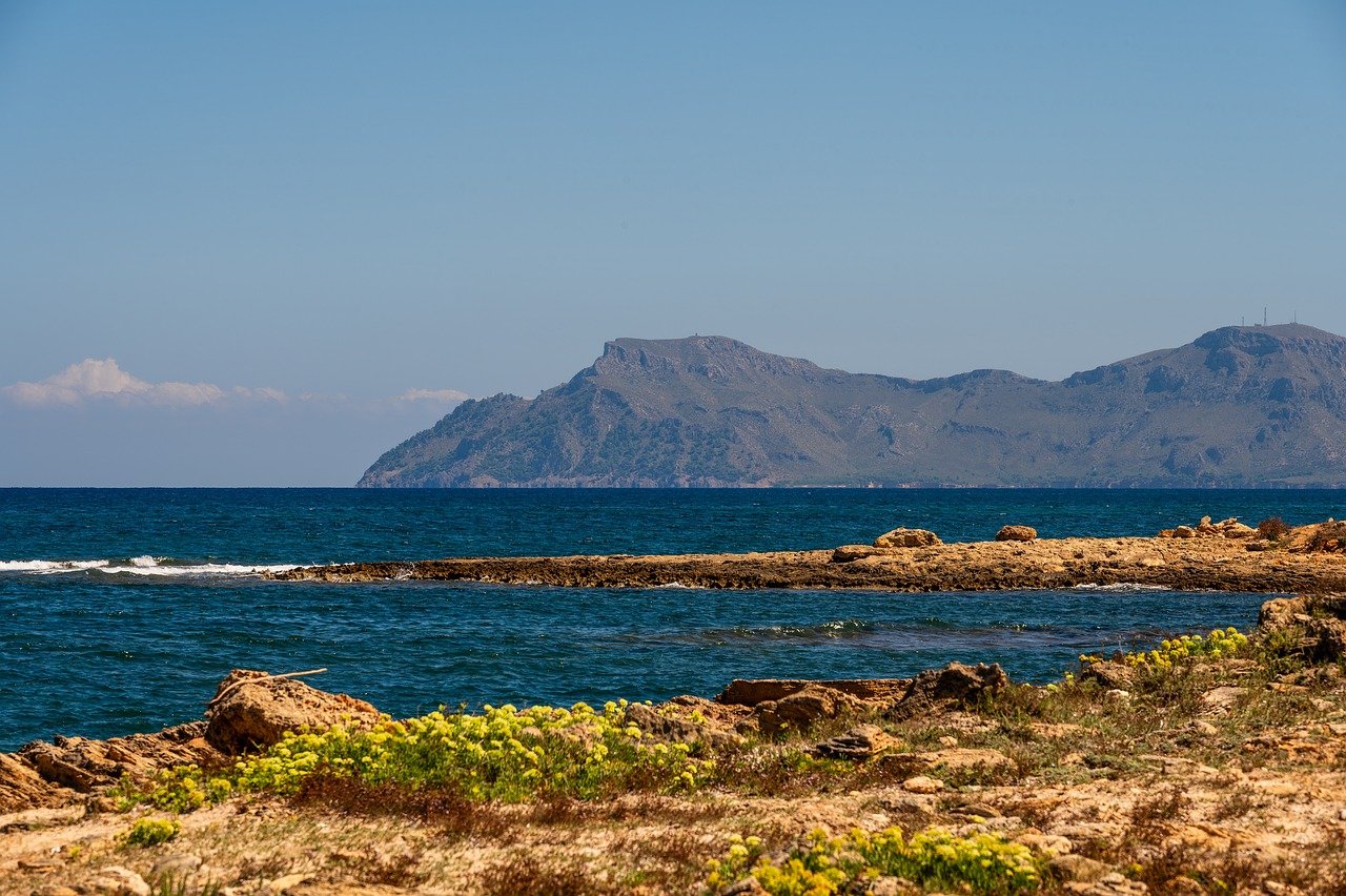 découvrez la destination de vacances idéale pour vos prochaines escapades. plages ensoleillées, montagnes majestueuses, et cultures fascinantes vous attendent. planifiez votre voyage de rêve dès aujourd'hui!