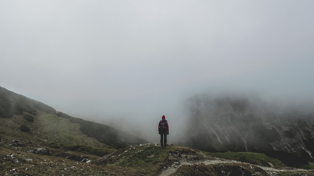 découvrez l'art du backpacking : une aventure unique à travers le monde, alliant randonnée, exploration et immersion culturelle. préparez-vous à vivre des expériences inoubliables tout en voyageant léger et avec un budget limité.