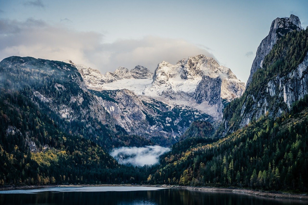 découvrez les meilleures randonnées à travers des paysages époustouflants. que vous soyez débutant ou aventurier confirmé, trouvez des sentiers adaptés à tous les niveaux et plongez dans la nature pour une expérience inoubliable.