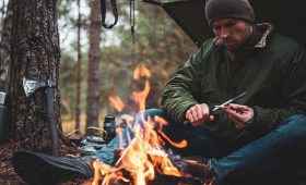 découvrez l'art de la survie avec nos conseils pratiques, techniques essentielles et astuces infaillibles pour affronter la nature. que vous soyez un aventurier expérimenté ou un novice, notre guide complet sur le survivalisme vous préparera à toutes les situations.