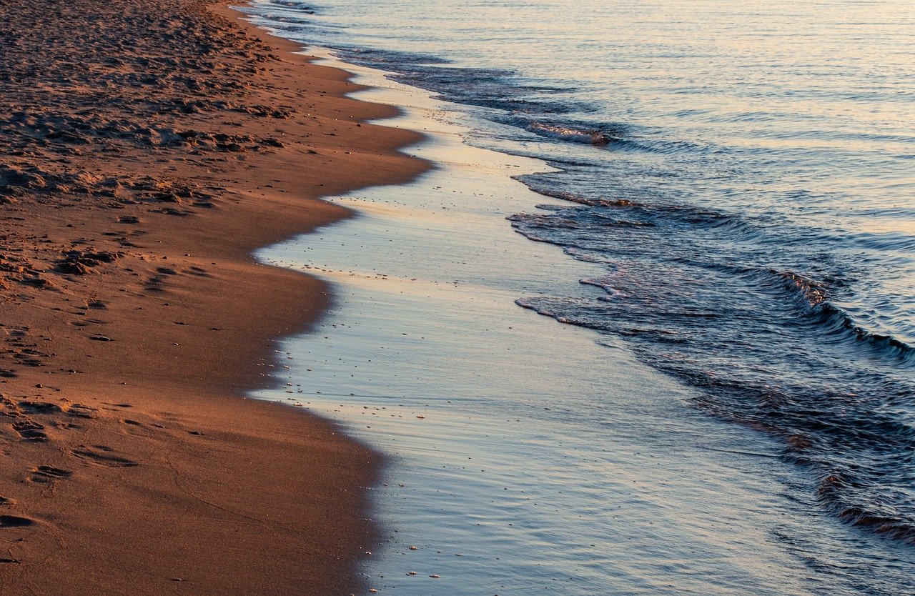 découvrez les plus belles plages du monde, où le sable doré et les eaux turquoise s'entrelacent pour créer des paysages paradisiaques. profitez de conseils pour choisir la destination idéale, des activités balnéaires à ne pas manquer et des astuces pour un séjour réussi au bord de la mer.