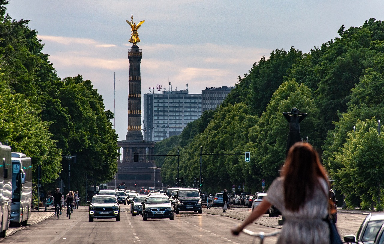 découvrez les capitales du monde, leur culture, leur histoire et les attractions incontournables à visiter. explorez les paysages urbains les plus emblématiques et plongez dans la diversité des nations à travers leurs villes capitales.