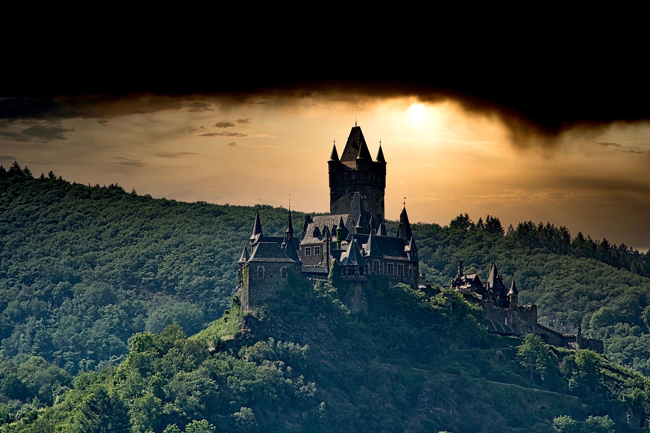 découvrez l'univers enchanteur des châteaux : une plongée dans l'histoire, l'architecture grandiose et les légendes des forteresses les plus emblématiques à travers le monde.