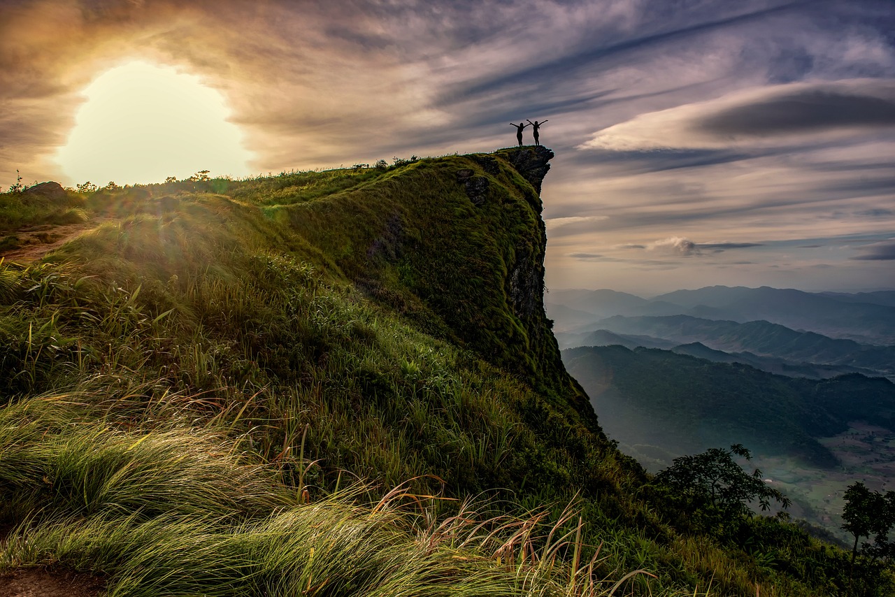 découvrez les meilleures destinations de randonnée à travers le monde. que vous soyez novice ou expert, explorez des sentiers époustouflants et plongez dans la nature. préparez-vous pour des aventures inoubliables en extérieur.