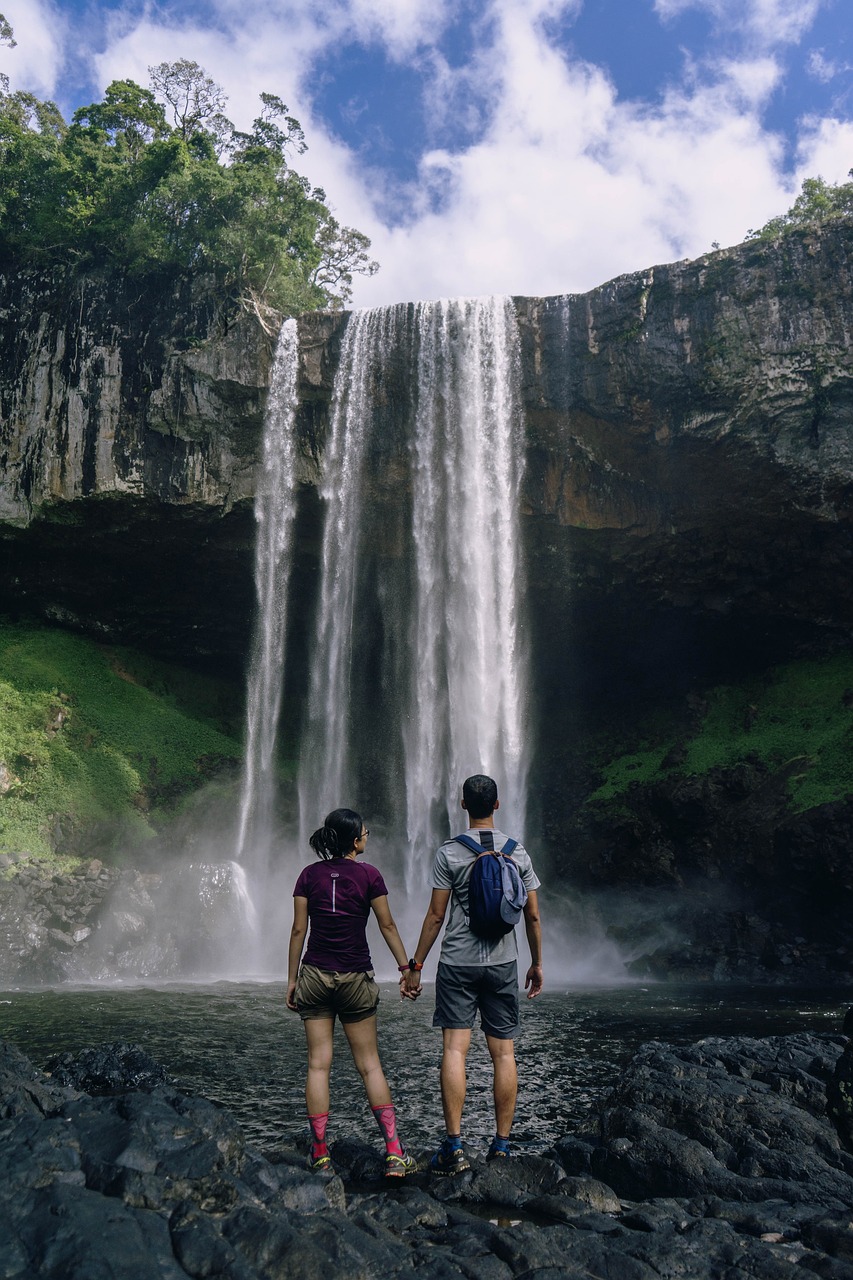 découvrez l'univers captivant du trekking, une aventure en pleine nature qui vous permet d'explorer des paysages à couper le souffle, de vous reconnecter avec vous-même et de vivre des expériences inoubliables. que vous soyez débutant ou expert, le trekking offre des itinéraires adaptés à tous les niveaux.