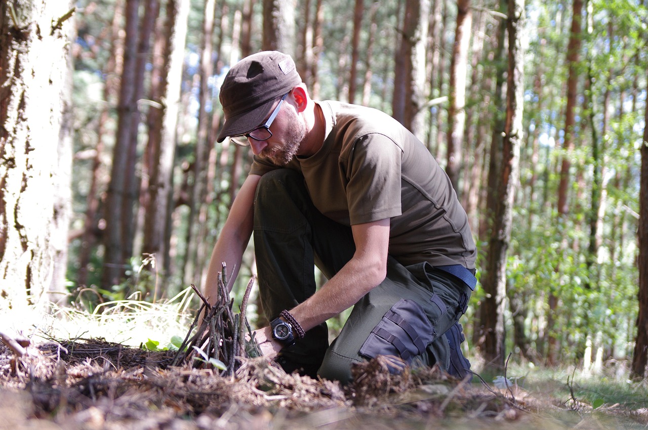 participez à nos ateliers de survie et apprenez des compétences essentielles pour faire face aux situations d'urgence. que vous soyez un passionné d'aventure ou simplement curieux d'acquérir des savoir-faire, nos formations pratiques vous permettront de maîtriser les techniques de survie en pleine nature. inscrivez-vous dès maintenant pour vivre une expérience enrichissante et inoubliable !