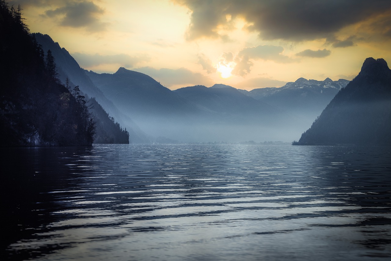 découvrez la beauté des lacs à travers le monde, de leurs paysages enchanteurs à leurs activités nautiques. explorez des destinations uniques, apprenez sur la faune aquatique et trouvez l'inspiration pour votre prochaine aventure au bord de l'eau.