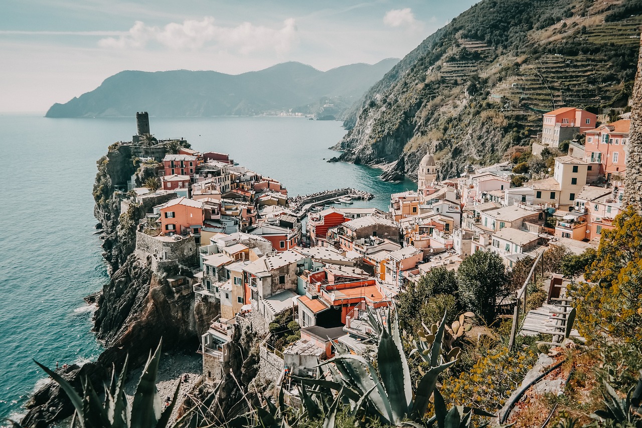 découvrez les plus belles villes côtières, où la mer rencontre la culture. plongez dans l'atmosphère vibrante de ces destinations ensoleillées, avec leurs plages dorées, leurs paysages pittoresques et leur riche patrimoine maritime.