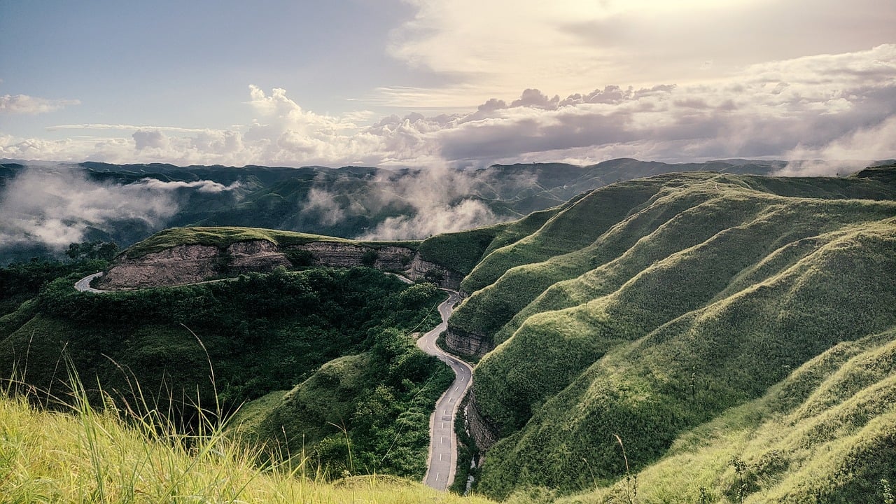 découvrez l'art de l'exploration à travers des voyages captivants, des aventures audacieuses et une immersion dans des cultures fascinantes. ouvrez la porte à de nouveaux horizons et laissez-vous inspirer par l'inconnu.