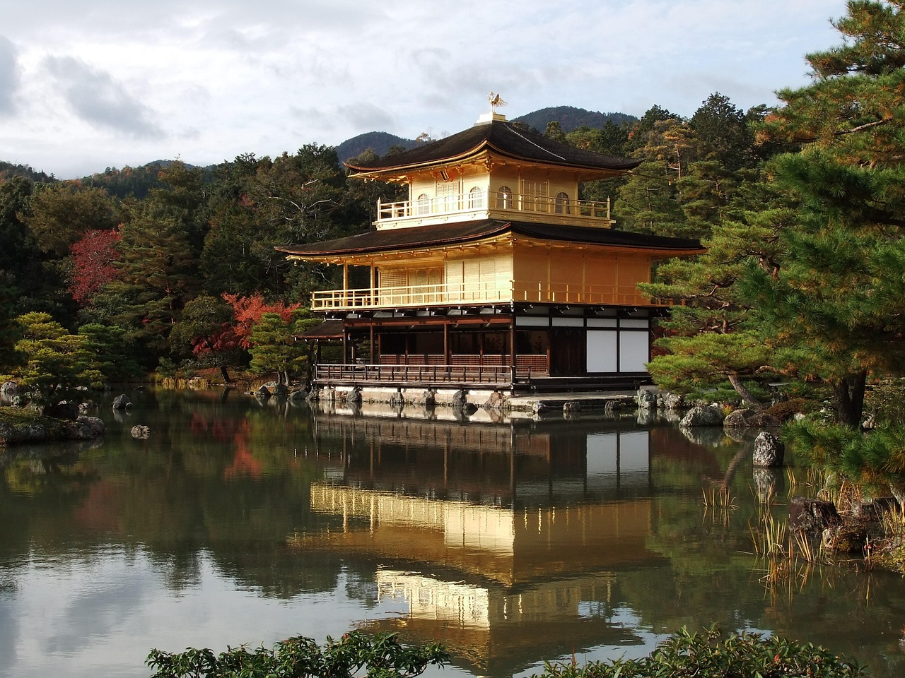 découvrez les trésors du far east, une région riche en culture, paysages époustouflants et traditions fascinantes. explorez des destinations emblématiques, savourez une cuisine délicieuse et plongez dans l'histoire unique de l'asie de l'est.