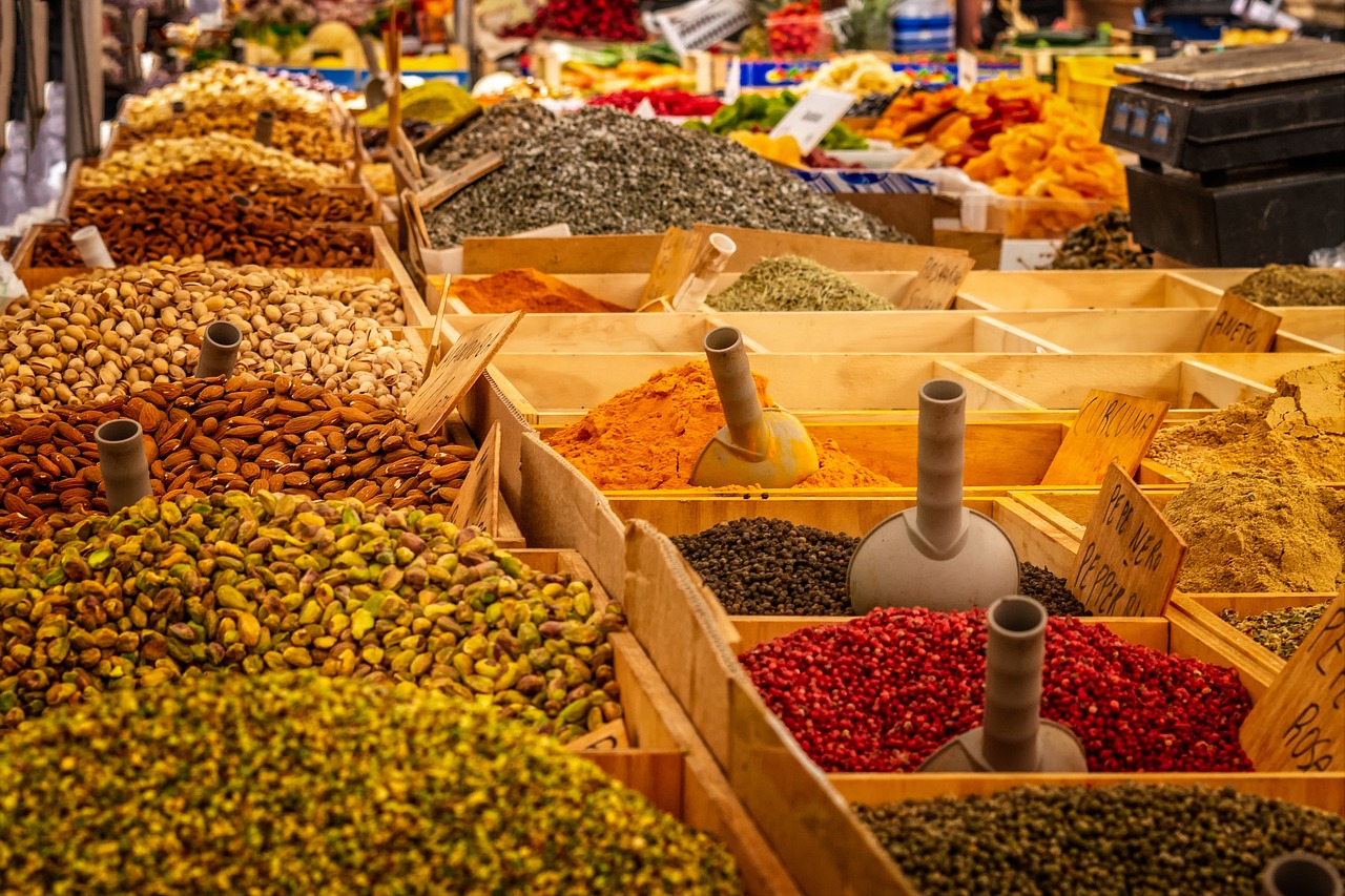 découvrez les marchés alimentaires vibrants, où vous trouverez des produits frais, des saveurs locales et une ambiance conviviale. explorez une variété de stands offrant fruits, légumes, spécialités artisanales et délices culinaires, tout en soutenant les producteurs locaux.