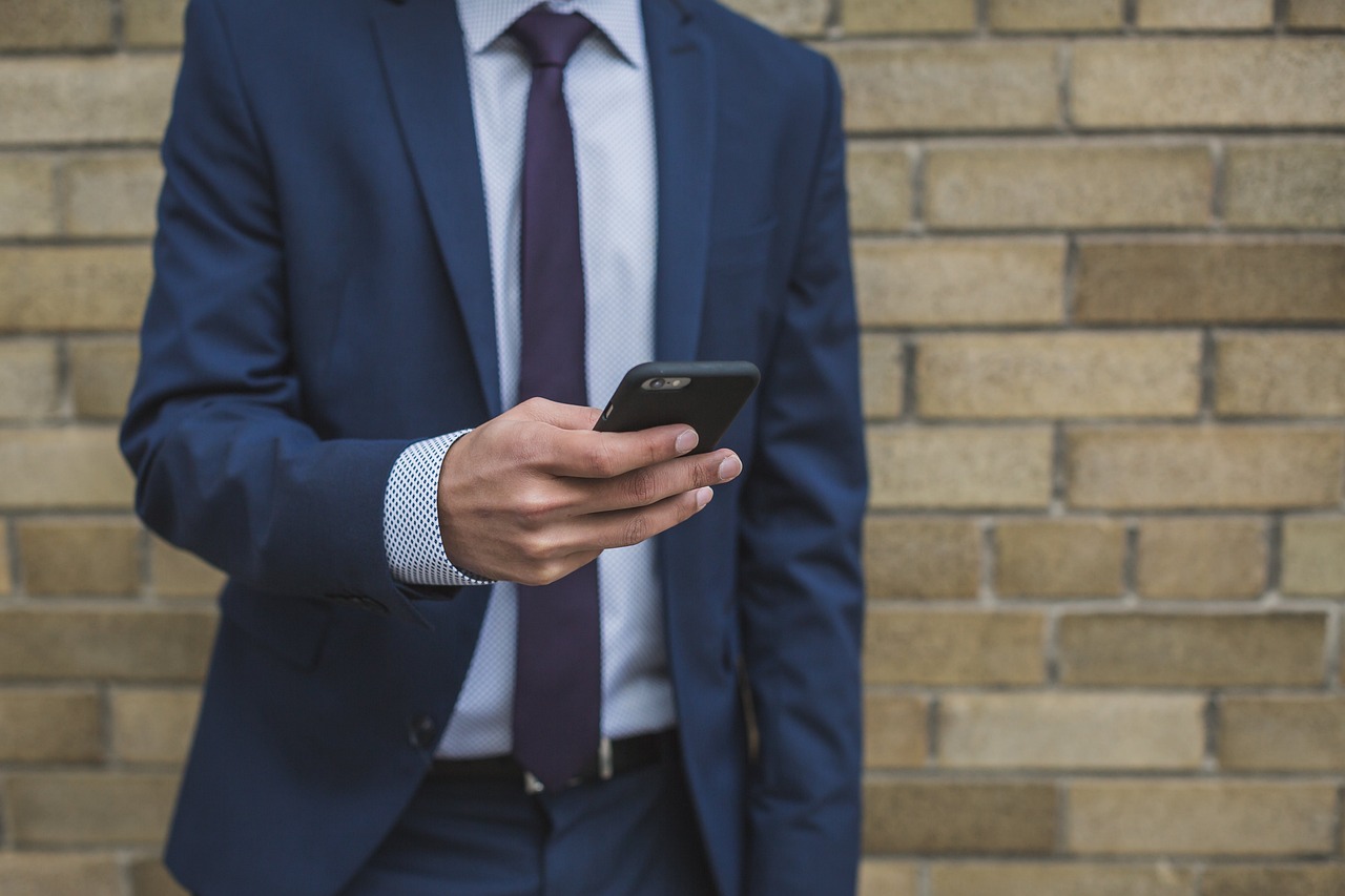 découvrez l'importance et le rôle d'un établissement public dans notre société. apprenez comment ces organisations fonctionnent, leur impact sur les services publics et leur contribution au bien-être collectif. explorez les différentes formes d'établissements publics et leur mission au service de la communauté.