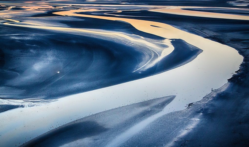 découvrez les côtes à couper le souffle du monde, entre plages de sable doré, falaises majestueuses et paysages marins époustouflants. plongez dans l'exploration des littorals qui font la renommée des destinations balnéaires, alliant nature, aventure et beauté.