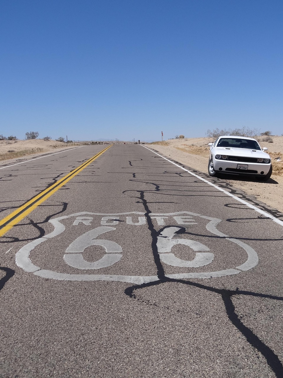 découvrez des routes pittoresques à couper le souffle, où chaque virage révèle un paysage spectaculaire. partez à l'aventure sur ces itinéraires enchanteurs, idéaux pour les amateurs de nature et de voyages inoubliables.