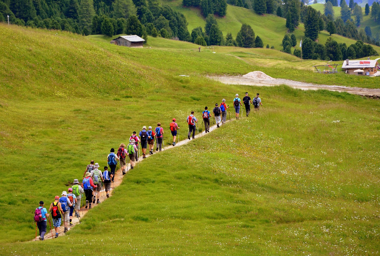 découvrez des excursions inoubliables à travers des paysages époustouflants et des cultures enrichissantes. que ce soit pour une aventure en plein air ou une exploration historique, trouvez la parfaite escapade qui fera vibrer votre esprit d'aventure.