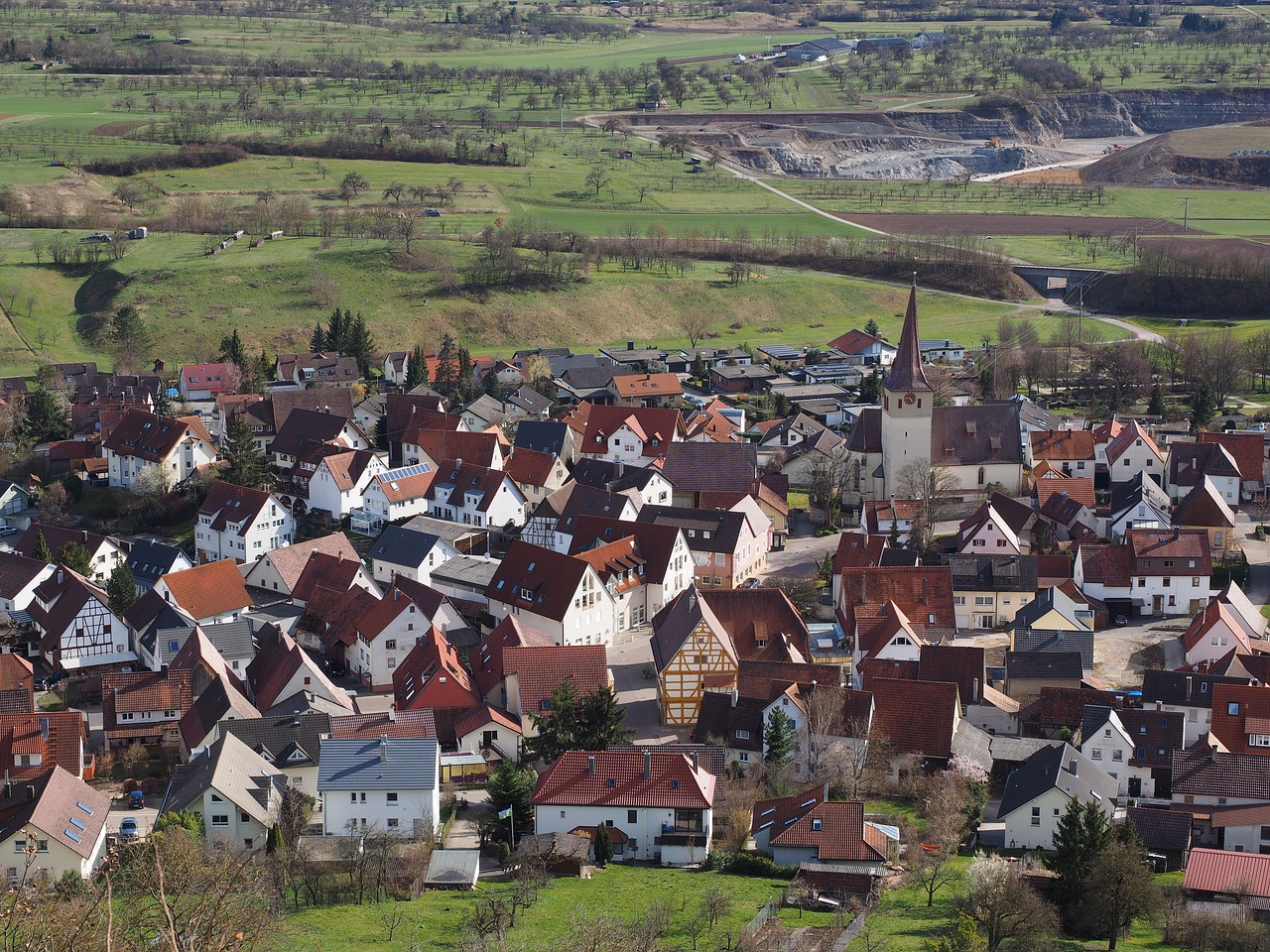 découvrez tout ce qu'il faut savoir sur la monnaie locale : définition, avantages, et comment elle contribue au développement économique des communautés. informez-vous sur l'importance de soutenir les entreprises locales grâce à des devises qui favorisent le commerce de proximité.