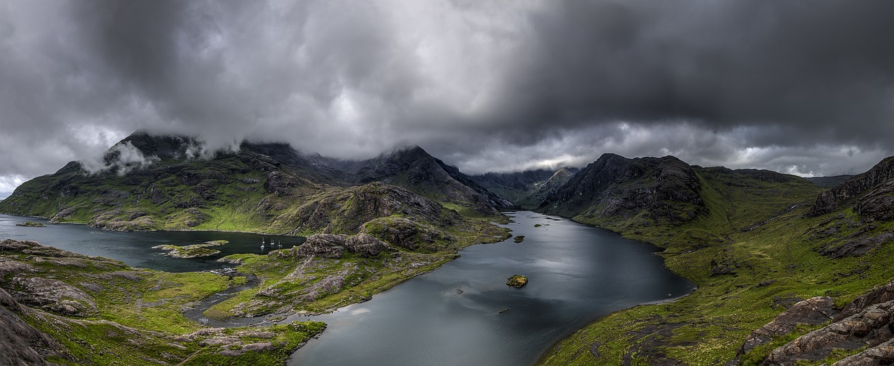 découvrez des vues panoramiques à couper le souffle qui vous plongeront au cœur de paysages à couper le souffle. explorez des horizons infinis et laissez-vous émerveiller par la beauté naturelle qui s'étend sous vos yeux.