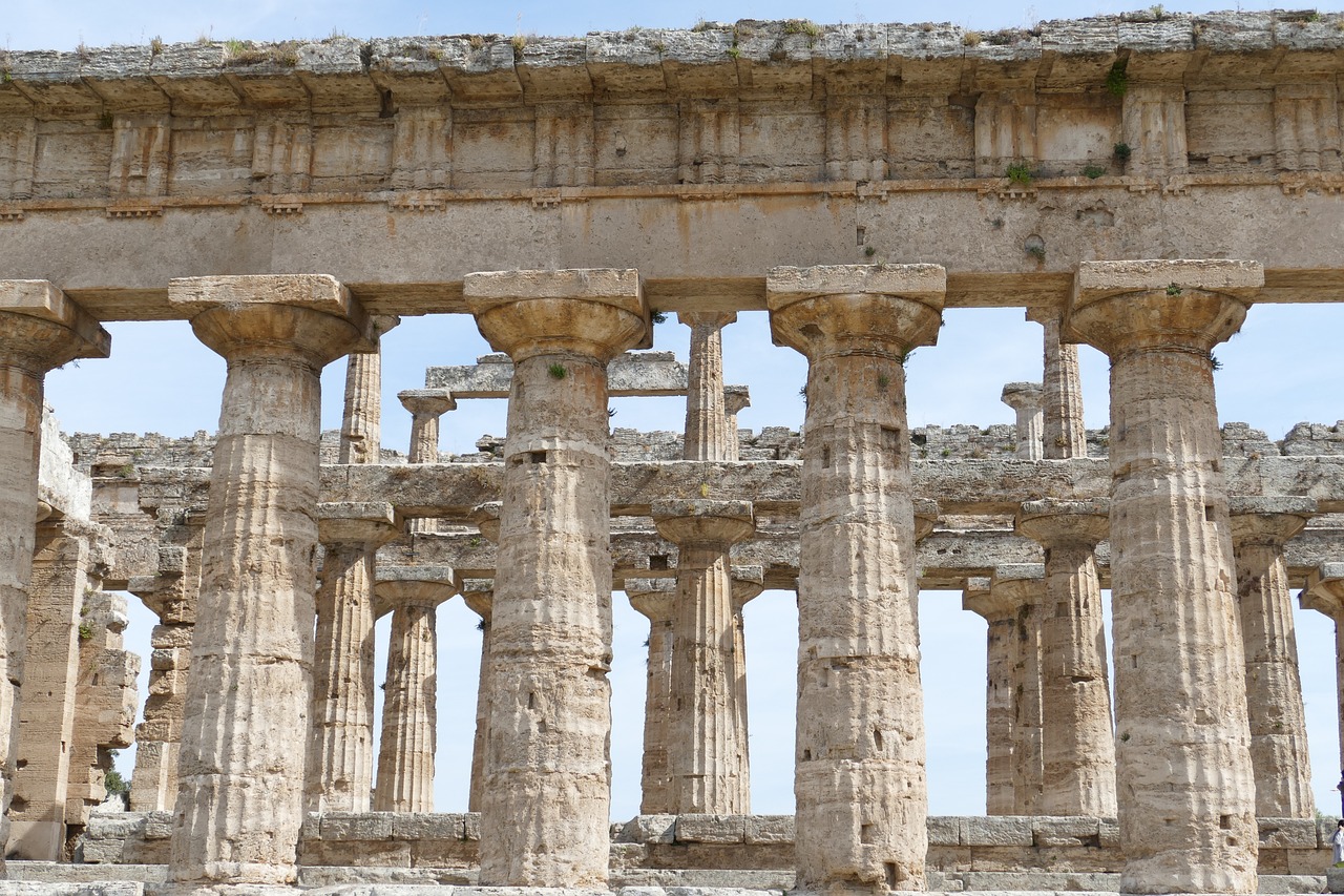 découvrez les sites classés au patrimoine mondial de l'unesco, témoins de l'histoire, de la culture et de la nature exceptionnelles à travers le monde. explorez leur beauté et leur importance dans la préservation du patrimoine universel.