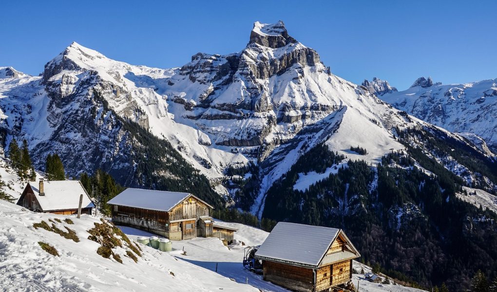 découvrez l'aventure ultime avec notre guide sur l'exploration des montagnes. partez à la conquête des sommets, plongez dans des paysages à couper le souffle et vivez des moments inoubliables en pleine nature.