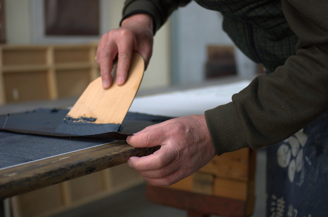 découvrez l'art du savoir-faire artisanal, où la passion et l'expertise se rencontrent pour créer des pièces uniques. explorez l'univers du craftsmanship à travers des techniques traditionnelles et modernes qui mettent en valeur la qualité et la beauté du travail manuel.