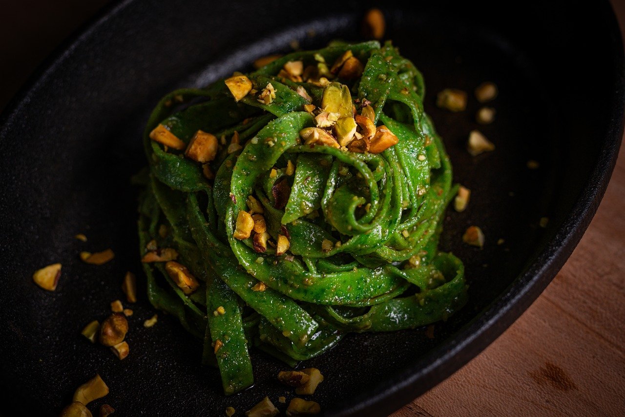 explorez l'univers fascinant de la gastronomie, où chaque plat raconte une histoire. découvrez des recettes innovantes, des techniques culinaires, et des traditions gastronomiques qui raviront vos papilles et éveilleront votre créativité en cuisine.