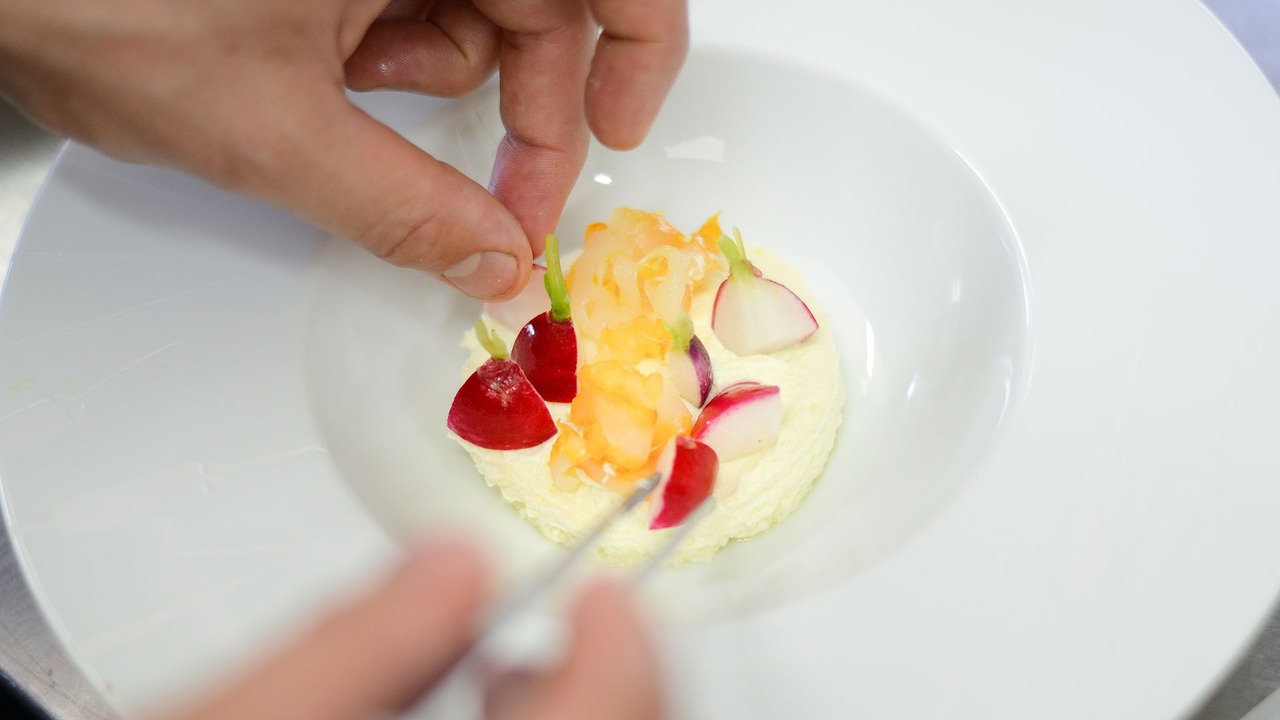 découvrez la richesse de la gastronomie locale : des recettes authentiques, des ingrédients frais et des plats traditionnels qui mettent en valeur le savoir-faire culinaire de votre région. plongez dans un voyage savoureux et éveillez vos sens à travers les délices de nos terroirs.